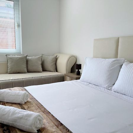 Guest House Koliqi - Hotel & Apartments أولتْسي المظهر الخارجي الصورة