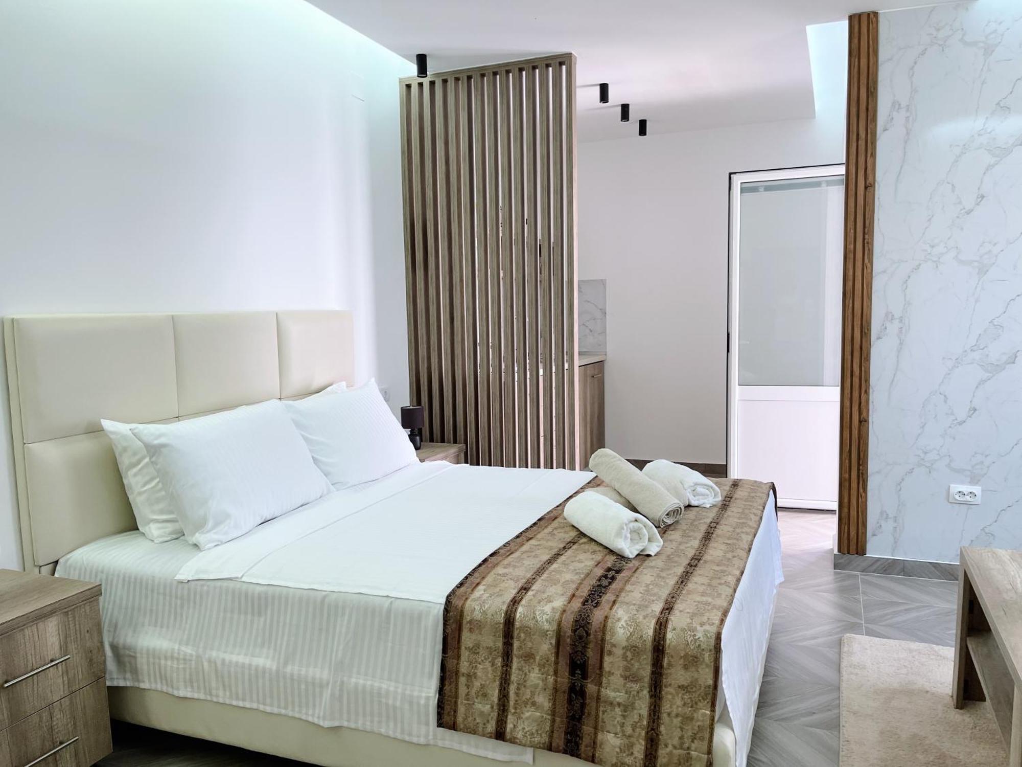Guest House Koliqi - Hotel & Apartments أولتْسي المظهر الخارجي الصورة