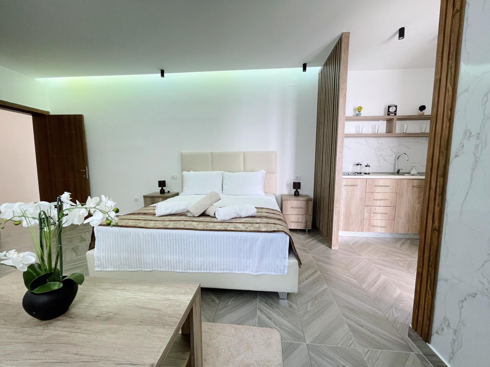 Guest House Koliqi - Hotel & Apartments أولتْسي المظهر الخارجي الصورة