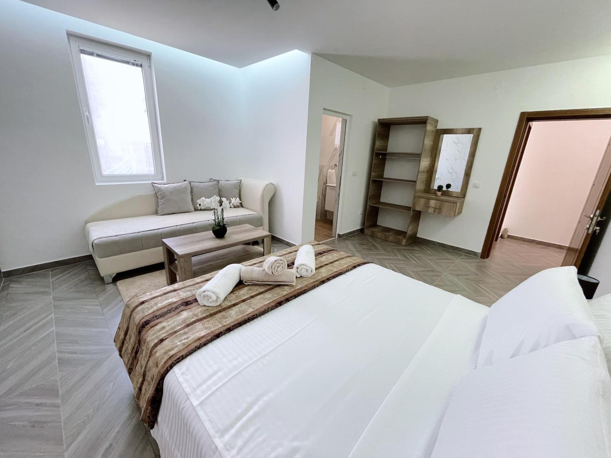 Guest House Koliqi - Hotel & Apartments أولتْسي المظهر الخارجي الصورة